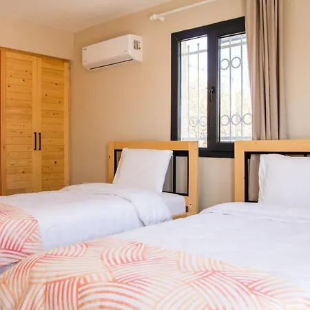 Villa Fully Furnished And Stylish In Smirne