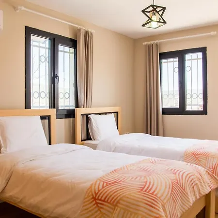 酒店 Fully Furnished And Stylish In 3*